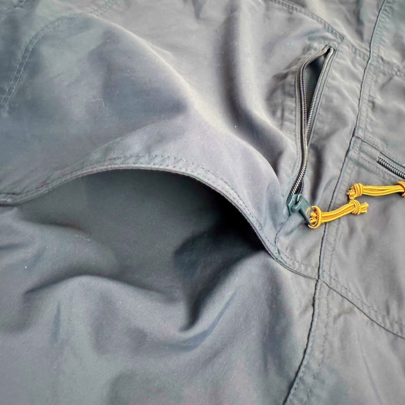 L.L. Bean Navy Blue Women's Jacket - Picture 8 of 9